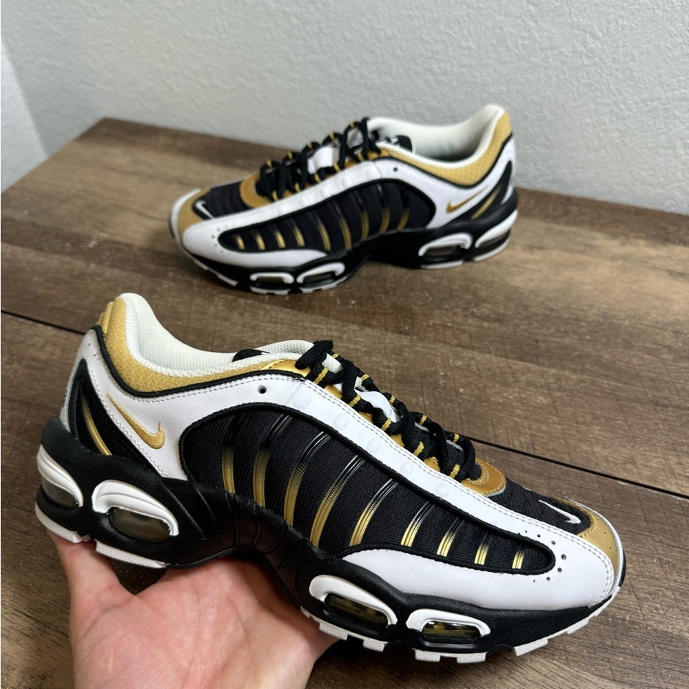 SAMPLE Nike Air Max Tailwind 4 Metallic Gold Men's Size 9‎ US NEW Sneakers